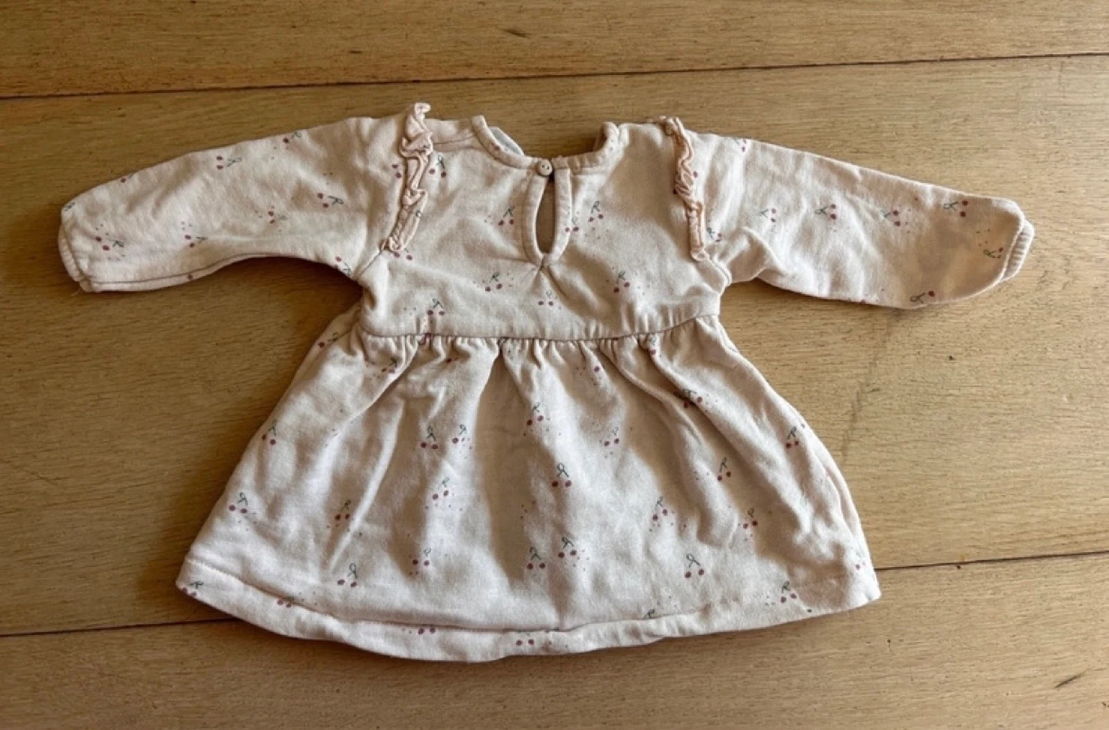Vestidinho com cerejas Zara – photo 2